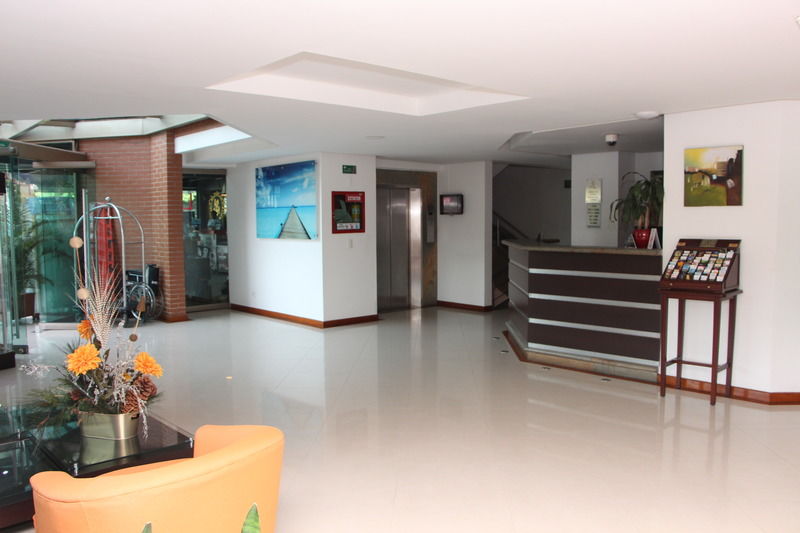 Hotel Casa Victoria Medellin Exterior photo